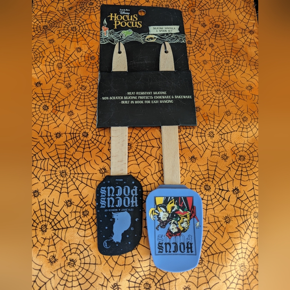 Disney Hocus Pocus 2pk silicone spatula set